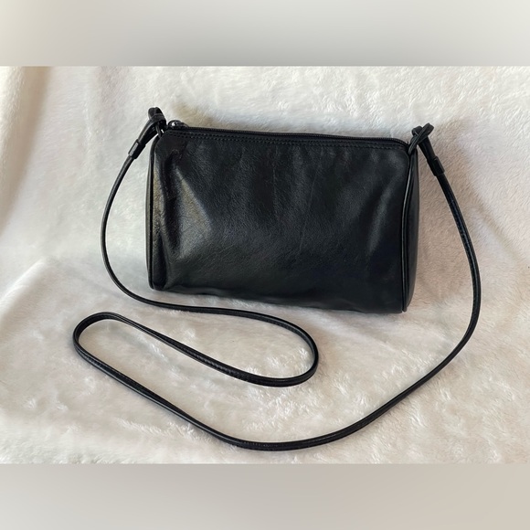Vintage Amanda Smith, leather Crossbody travel purse, black soft - Picture 2 of 10